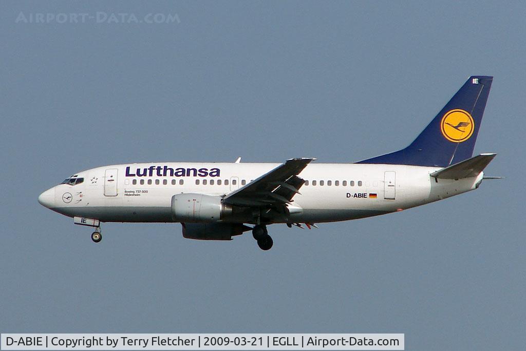 D-ABIE, 1990 Boeing 737-530 C/N 24819, Lufthansa B737 on approach to LHR