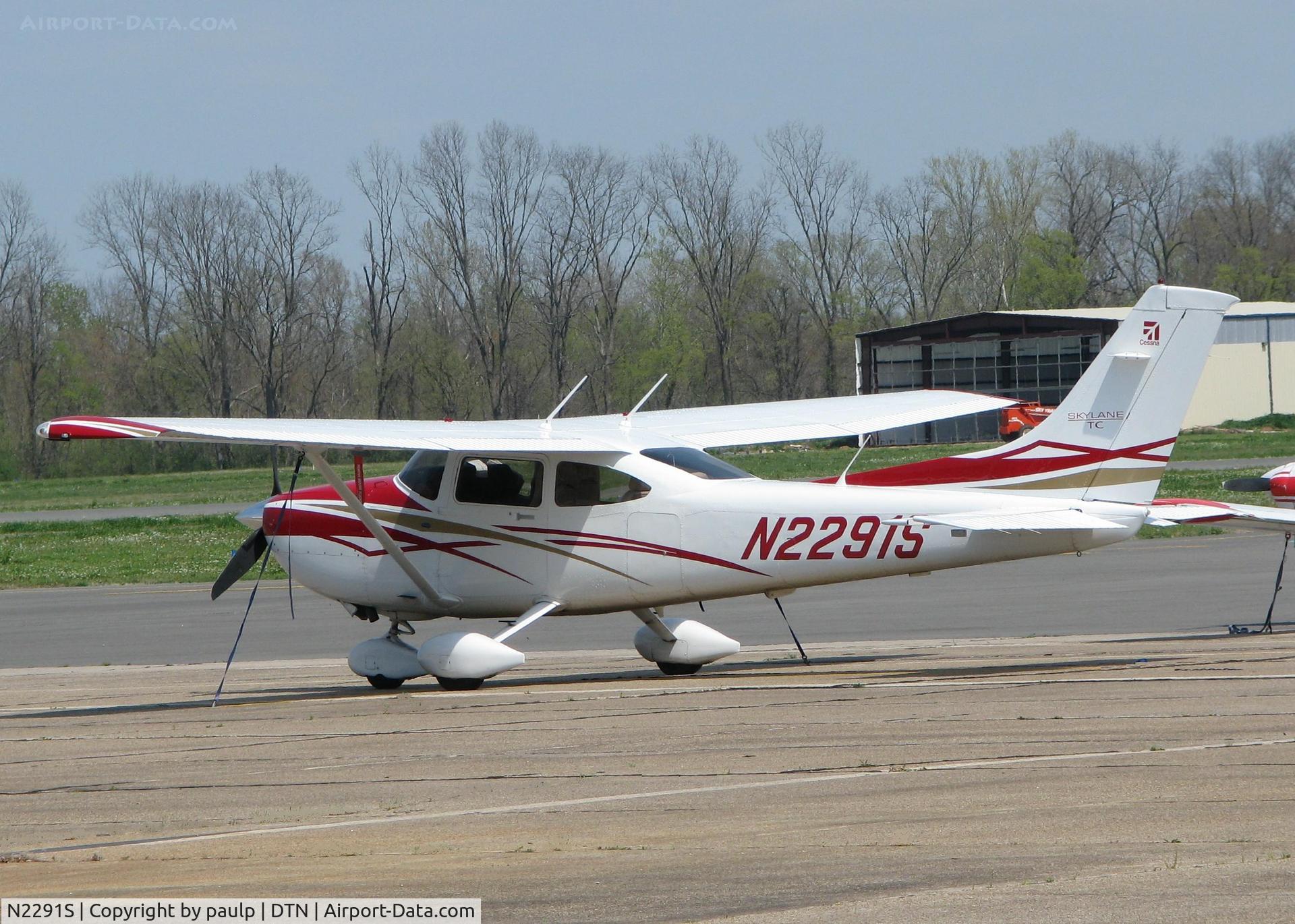 N2291S, 2007 Cessna T182T Turbo Skylane C/N T18208738, Parked at the Shreveport Downtown airport.