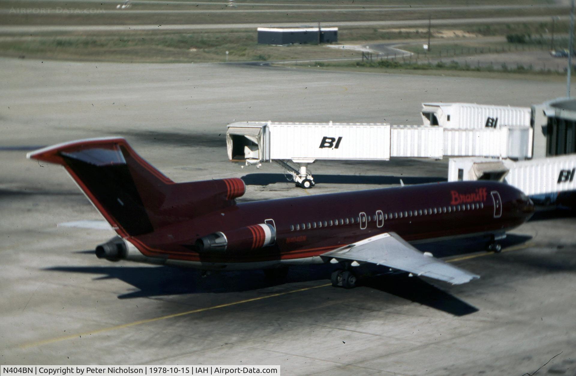 N404BN, 1970 Boeing 727-2B7 C/N 20302, Braniff Airways operated this aircraft out of Houston International in 1978.