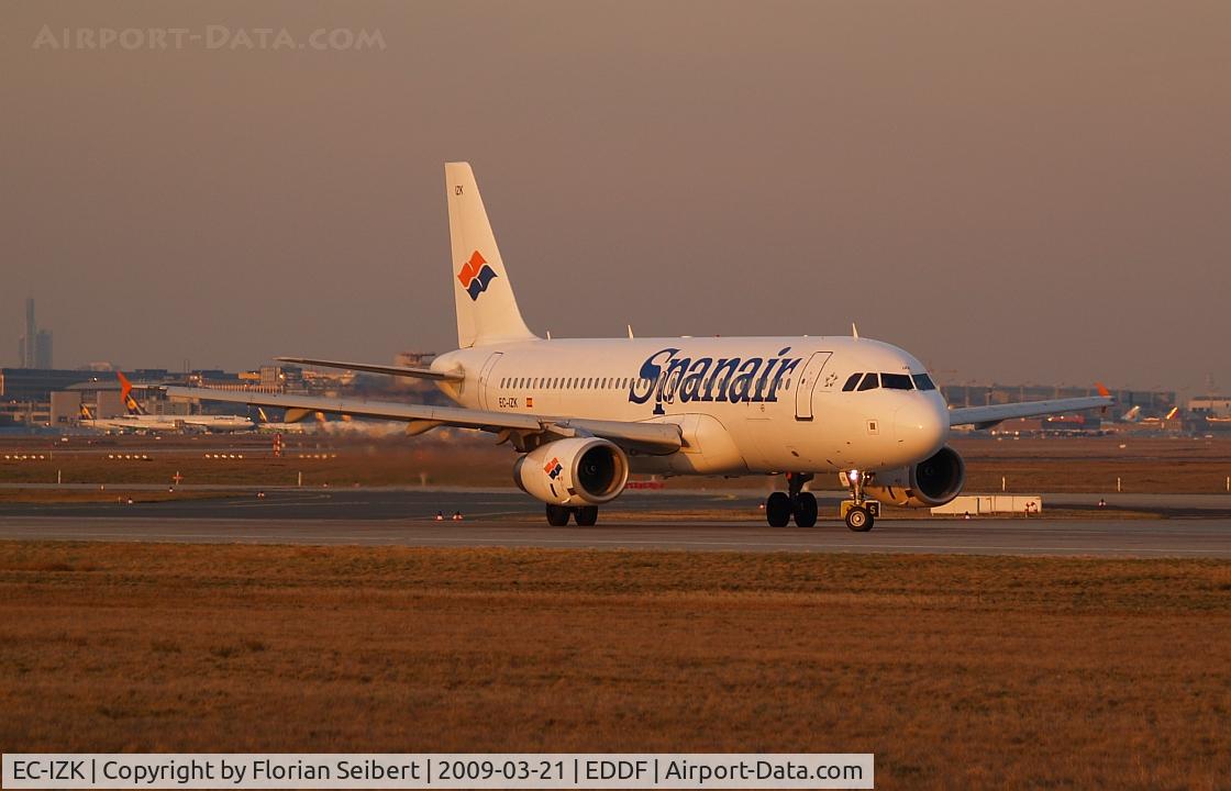 EC-IZK, 2004 Airbus A320-232 C/N 2223, Great Evening light