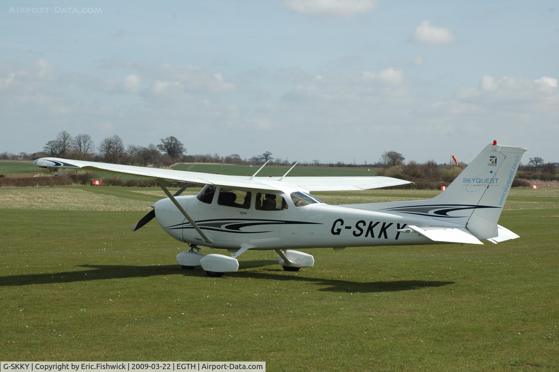 G-SKKY, 2005 Cessna 172S C/N 172S9850, 1. G-SKKY visiting Shuttleworth (Old Warden) Aerodrome.