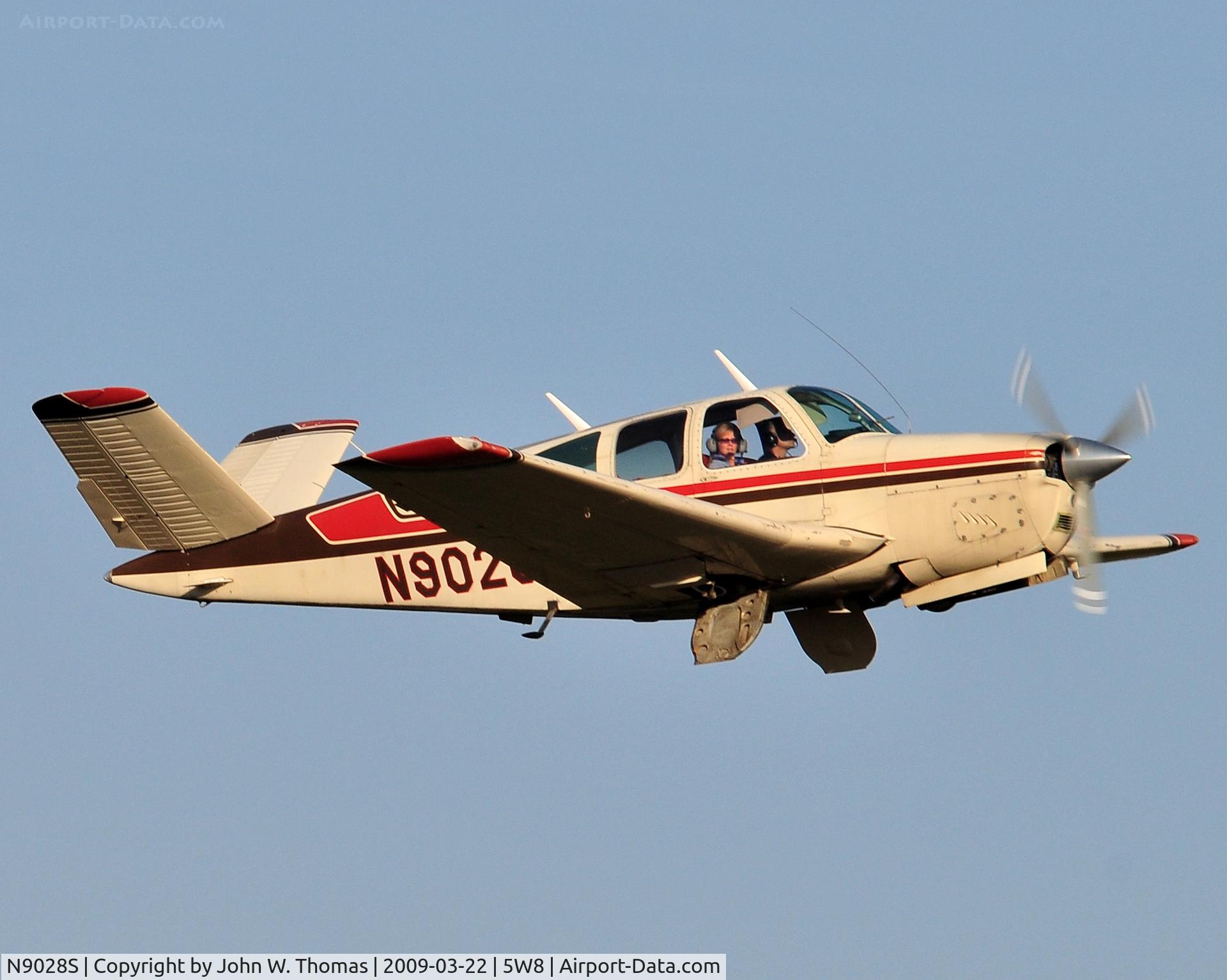 N9028S, 1965 Beech S35 Bonanza C/N D-7952, Departing runway 22