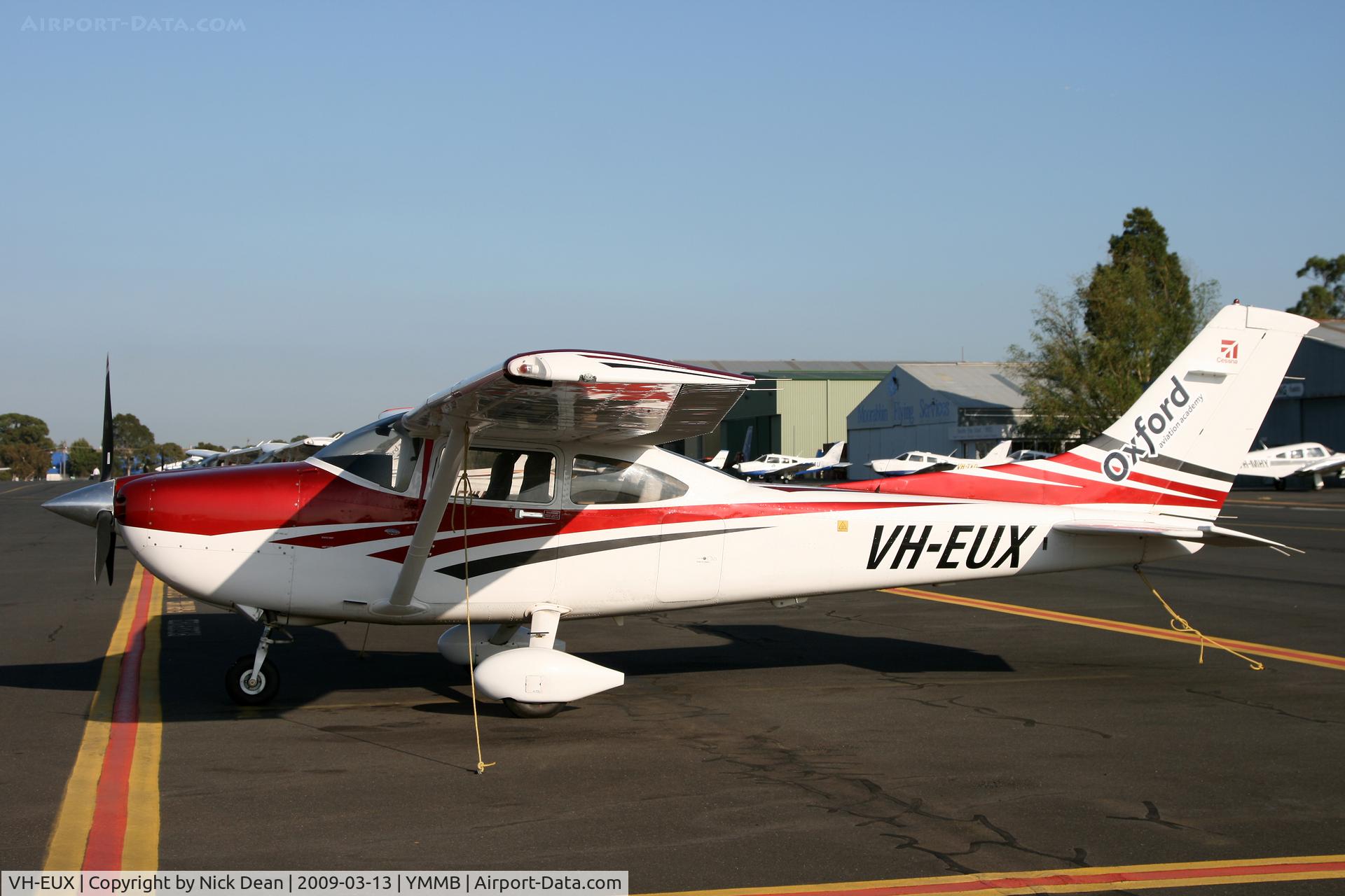 VH-EUX, 2006 Cessna 182T Skylane Skylane C/N 18281855, YMMB