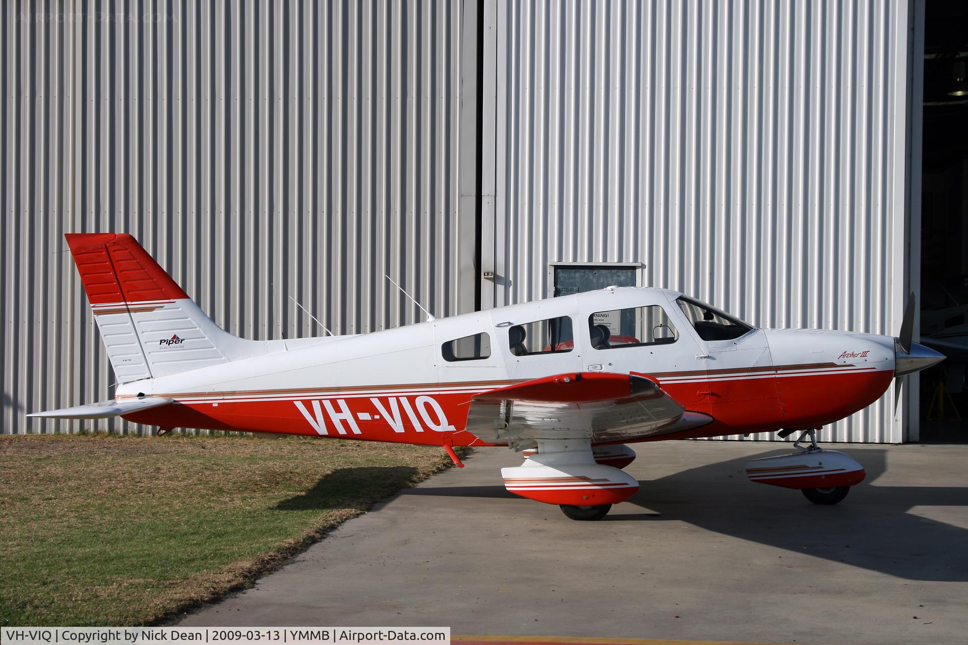 VH-VIQ, Piper PA-28-181 Cherokee Archer III C/N 2843131, YMMB