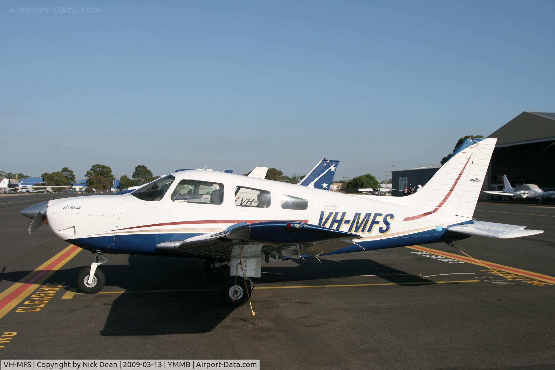 VH-MFS, Piper PA-28-181 Archer III C/N 2843609, YMMB