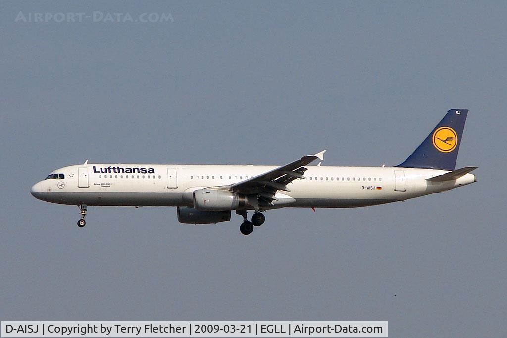 D-AISJ, 2008 Airbus A321-231 C/N 3360, Lufthansa A321 on approach to Heathrow