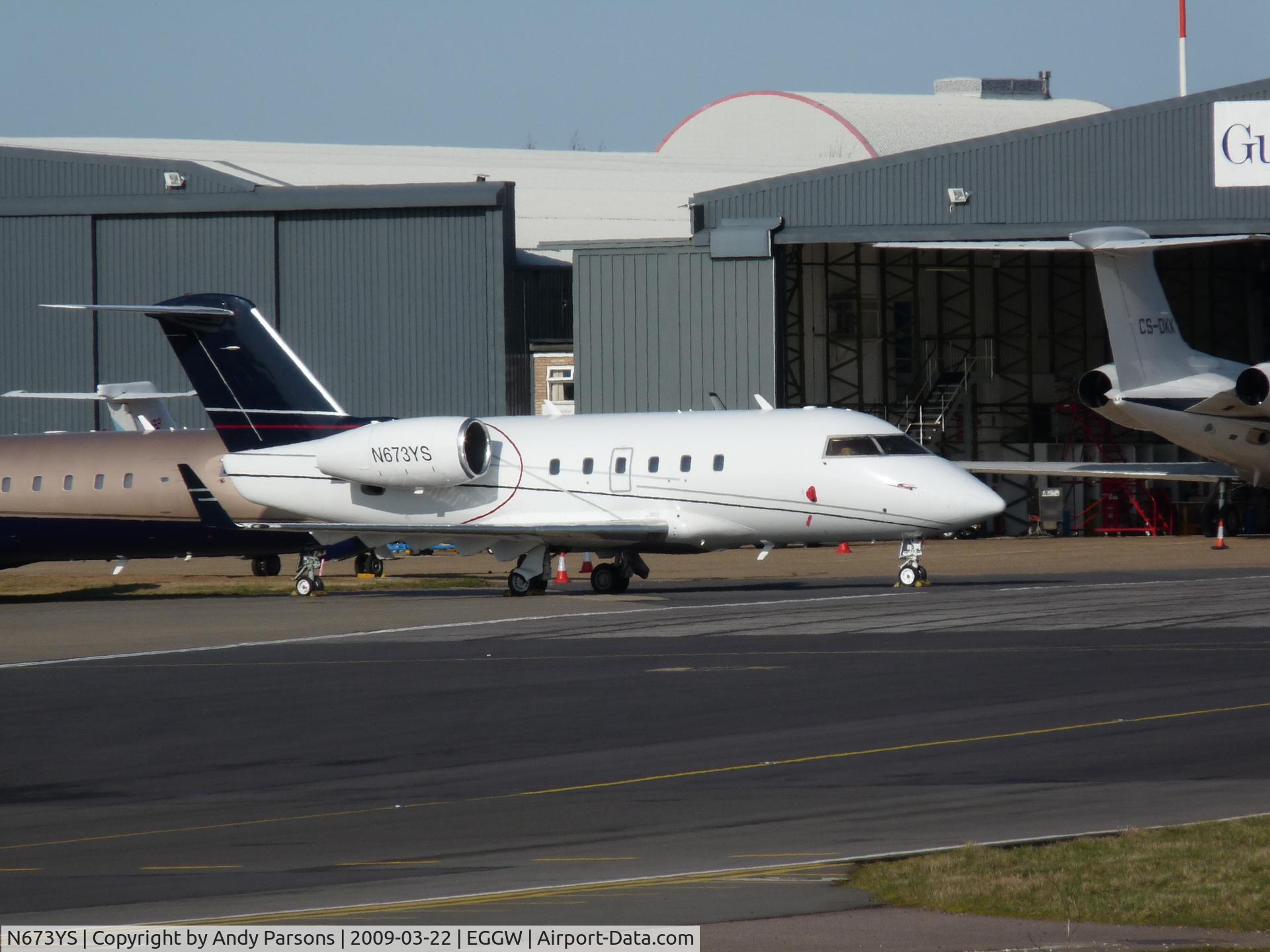 N673YS, 1982 Canadair Challenger 600S (CL-600-1A11) C/N 1073, N673YS at Luton