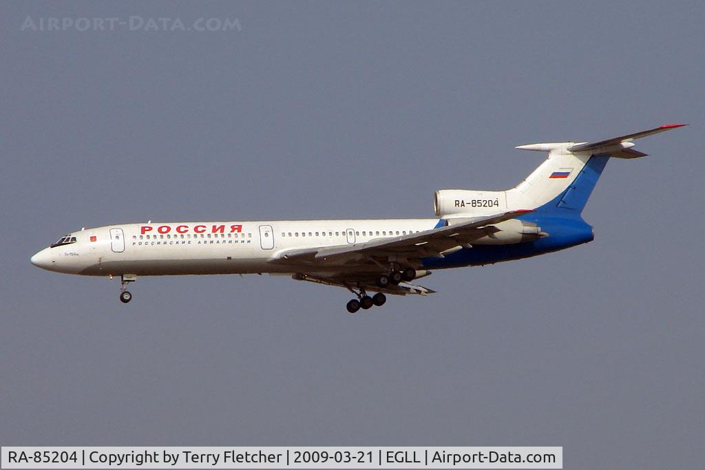 RA-85204, 1991 Tupolev Tu-154M C/N 91A886, Pulkova Tu154 on approach to Heathrow