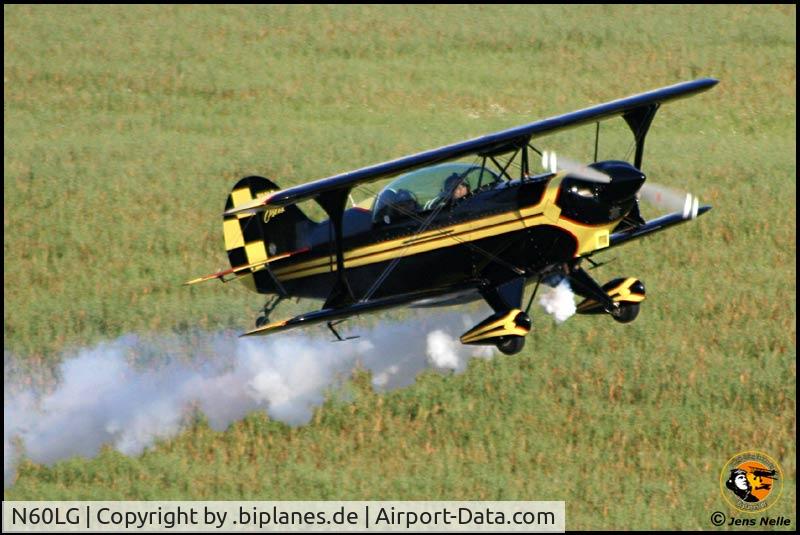 N60LG, 1978 Aerotek Pitts S-2A Special C/N 2169, Neuzugang des Acroteams! Eine weitere Pitts S2B. (Fotos Jens 