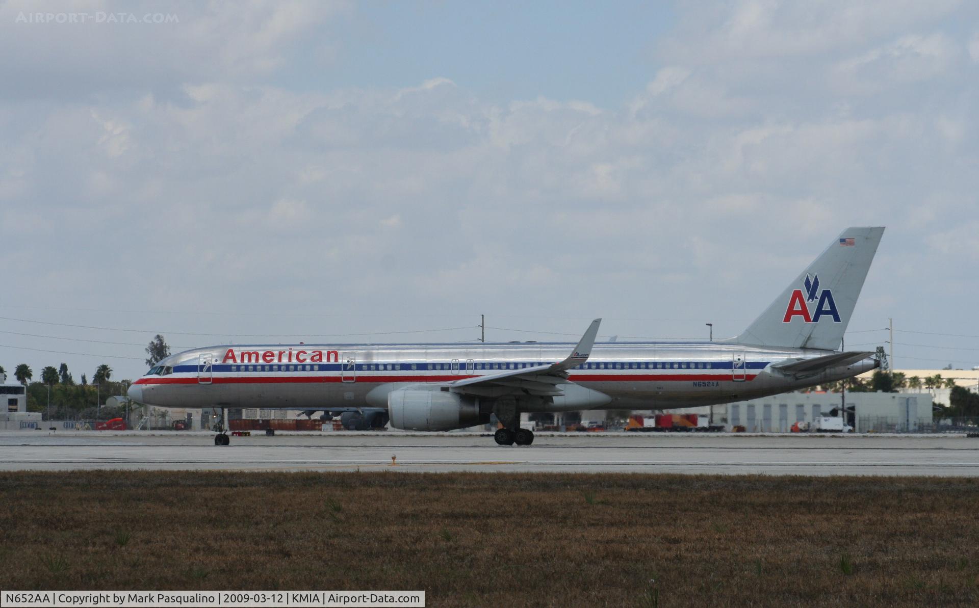 N652AA, 1991 Boeing 757-223 C/N 24610, Boeing 757-200