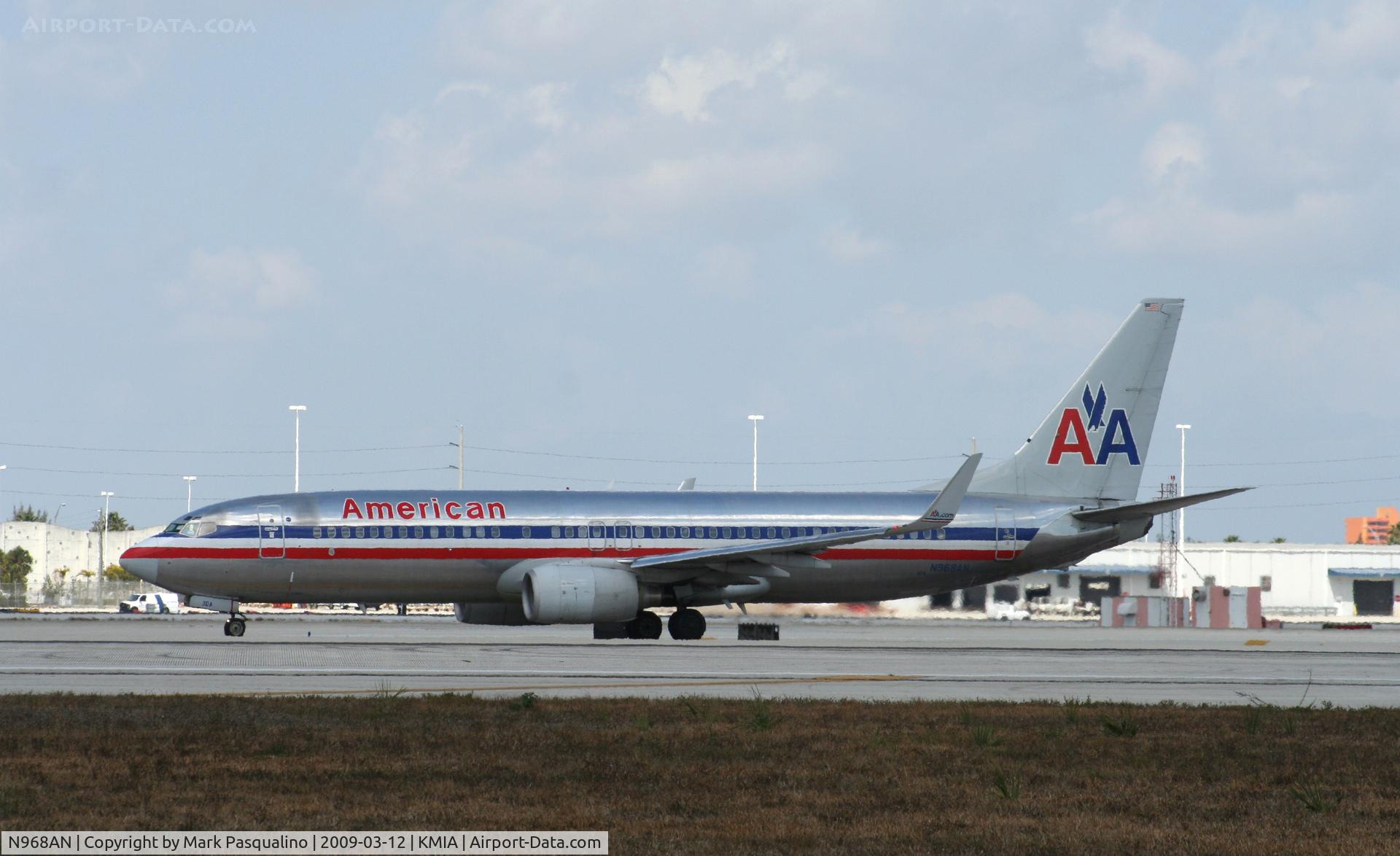 N968AN, 2001 Boeing 737-823 C/N 30095, Boeing 737-800