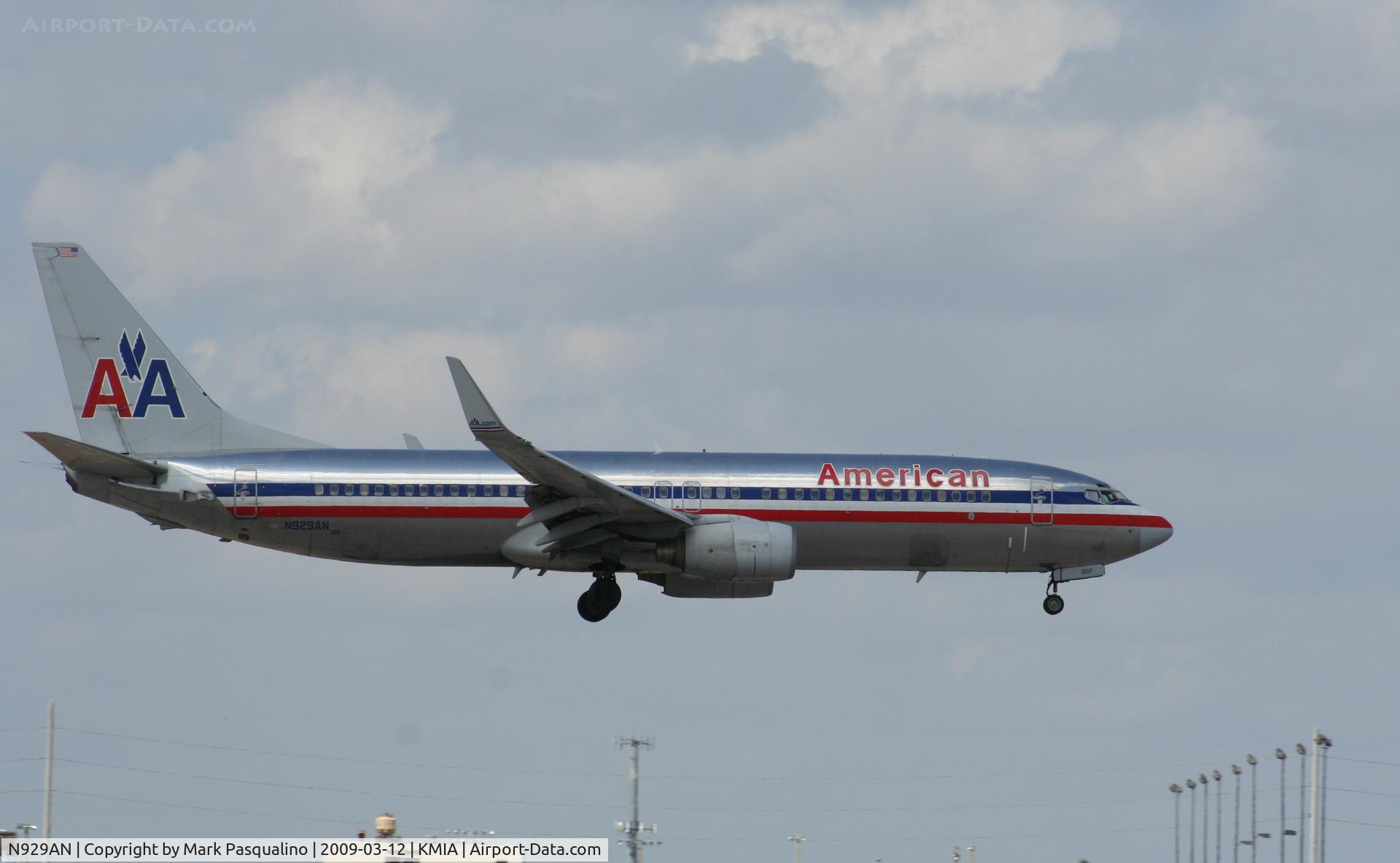 N929AN, 2000 Boeing 737-823 C/N 30078, Boeing 737-800
