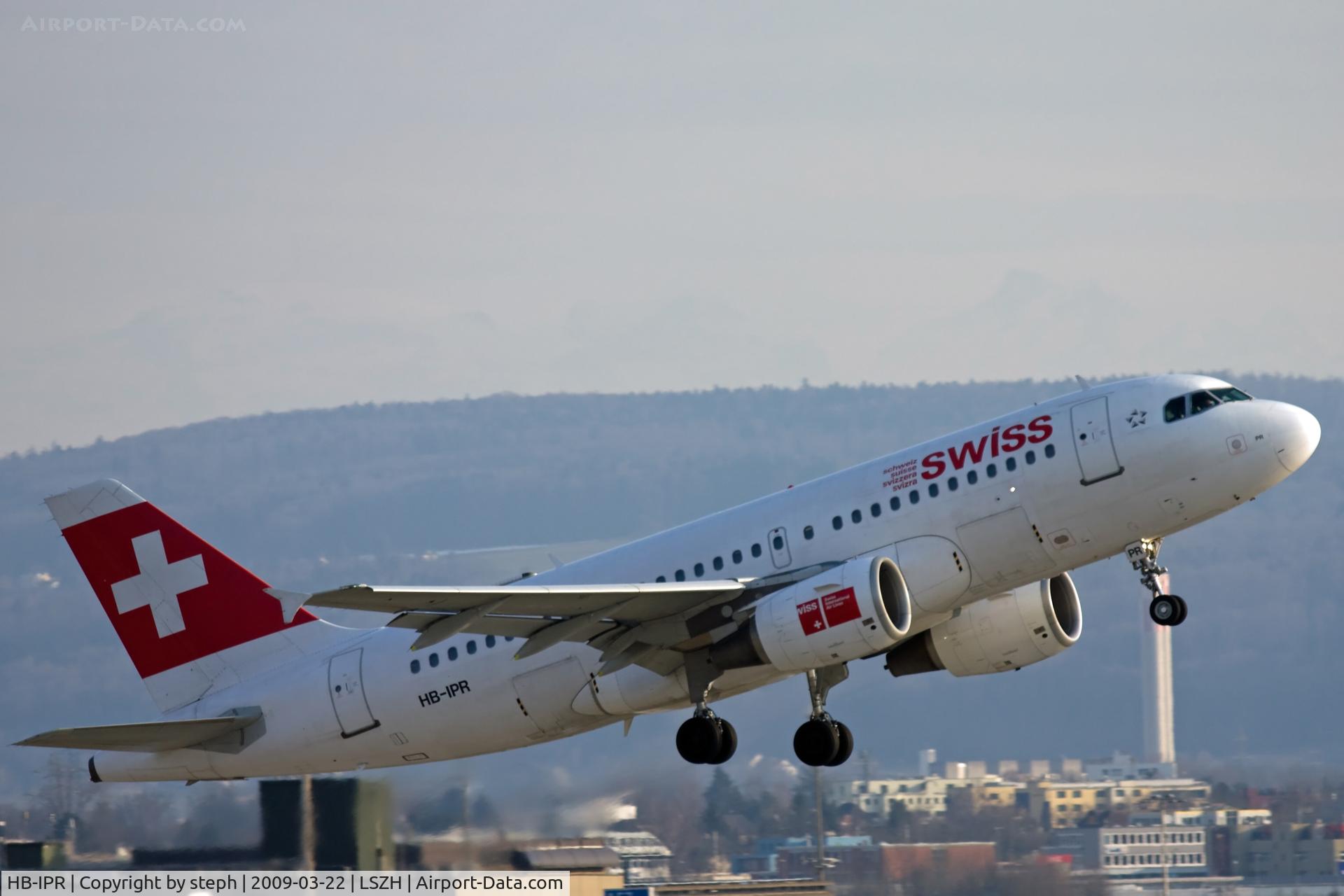 HB-IPR, 1999 Airbus A319-112 C/N 1018, 