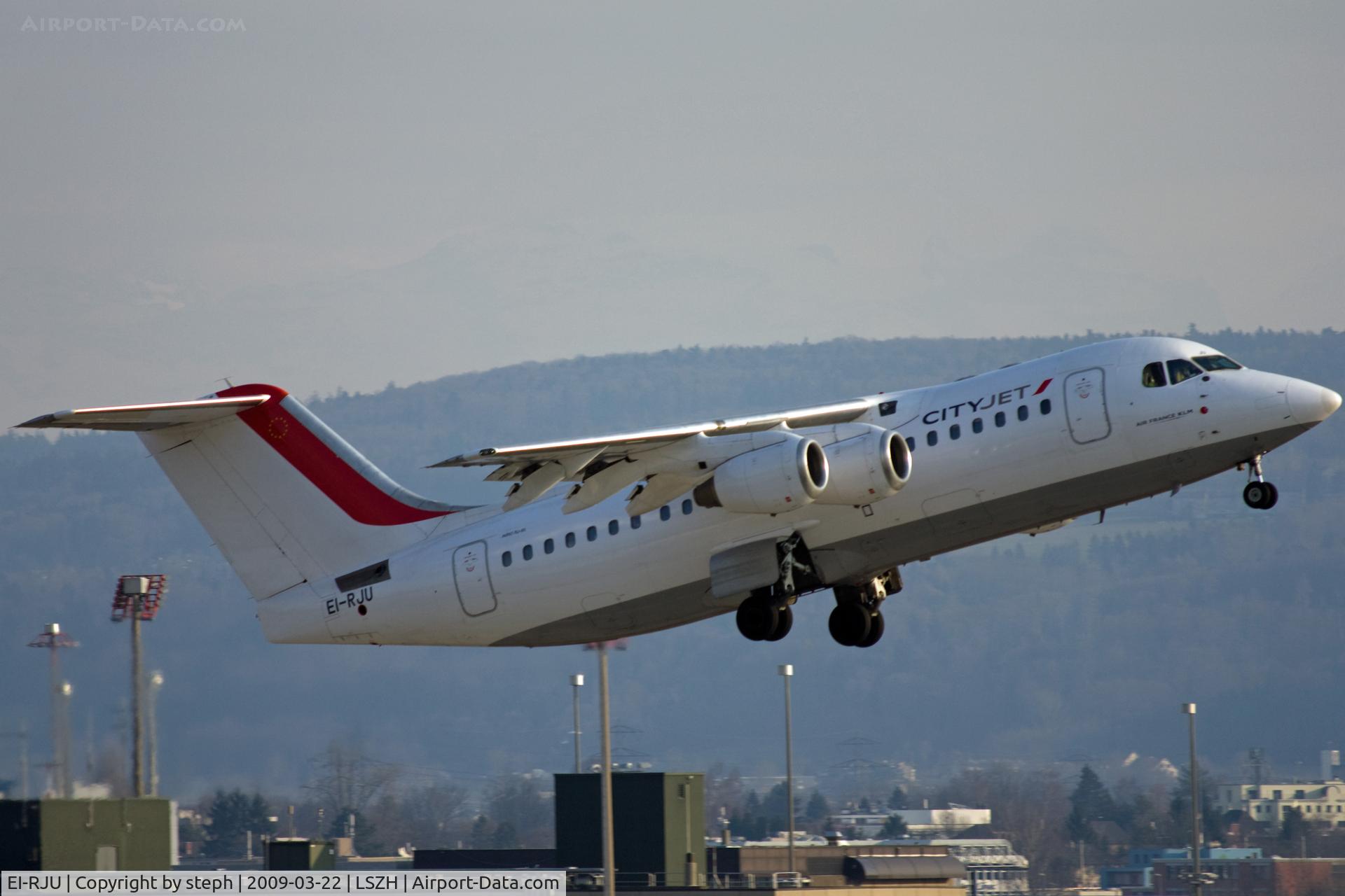 EI-RJU, 2000 British Aerospace Avro 146-RJ85A C/N E2367, 