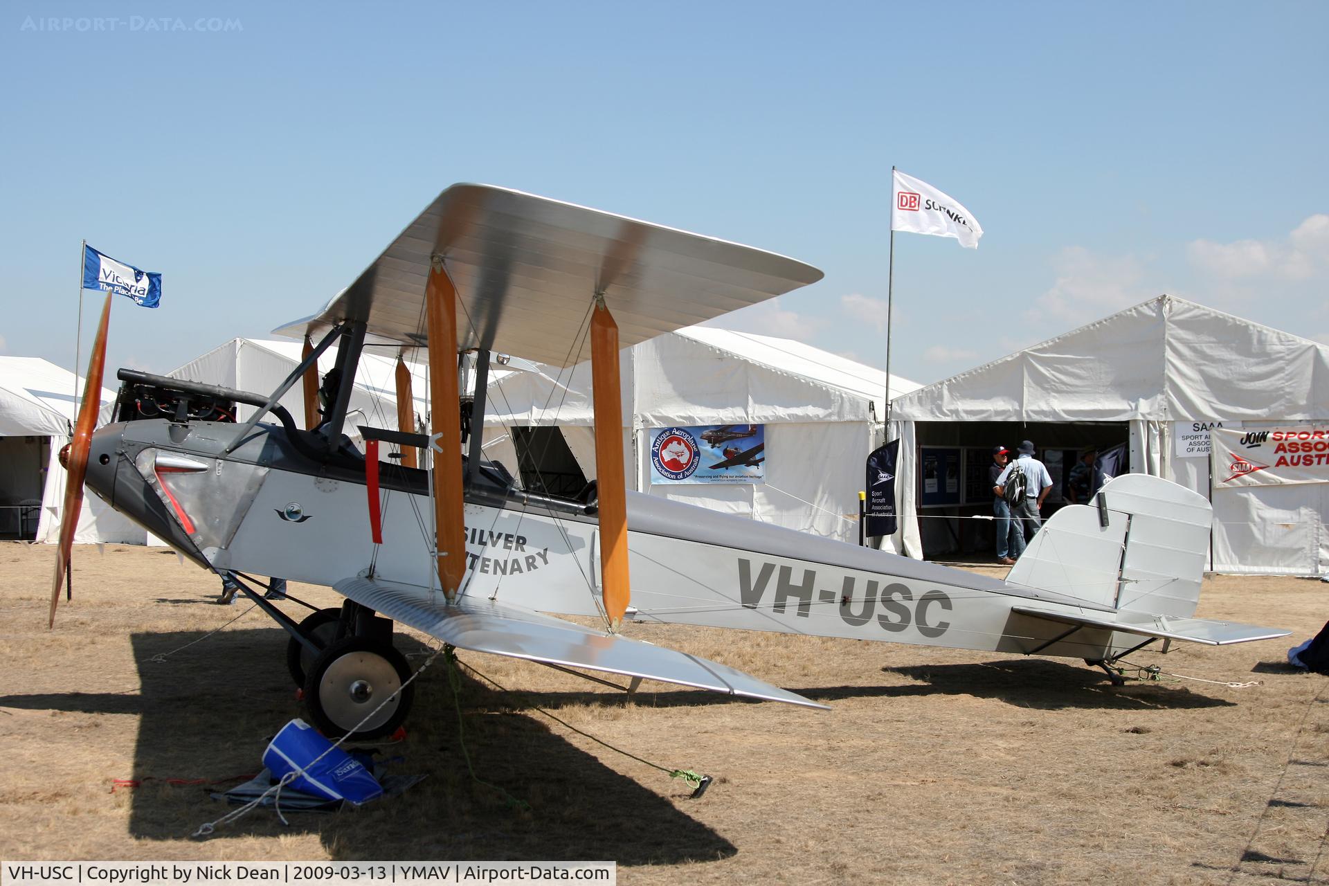 VH-USC, Silver Centenary C/N 01, YMAV