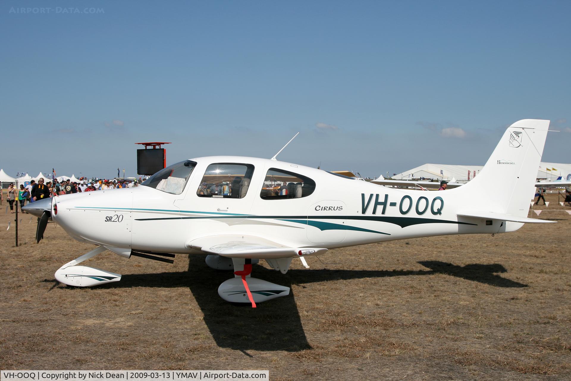 VH-OOQ, 2003 Cirrus SR20 C/N 1376, YMAV