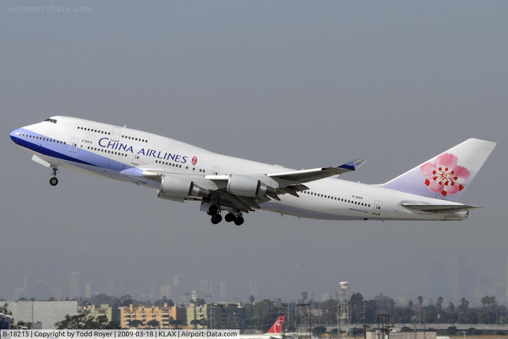 B-18215, 2005 Boeing 747-409 C/N 33737, Departing LAX on 25R
