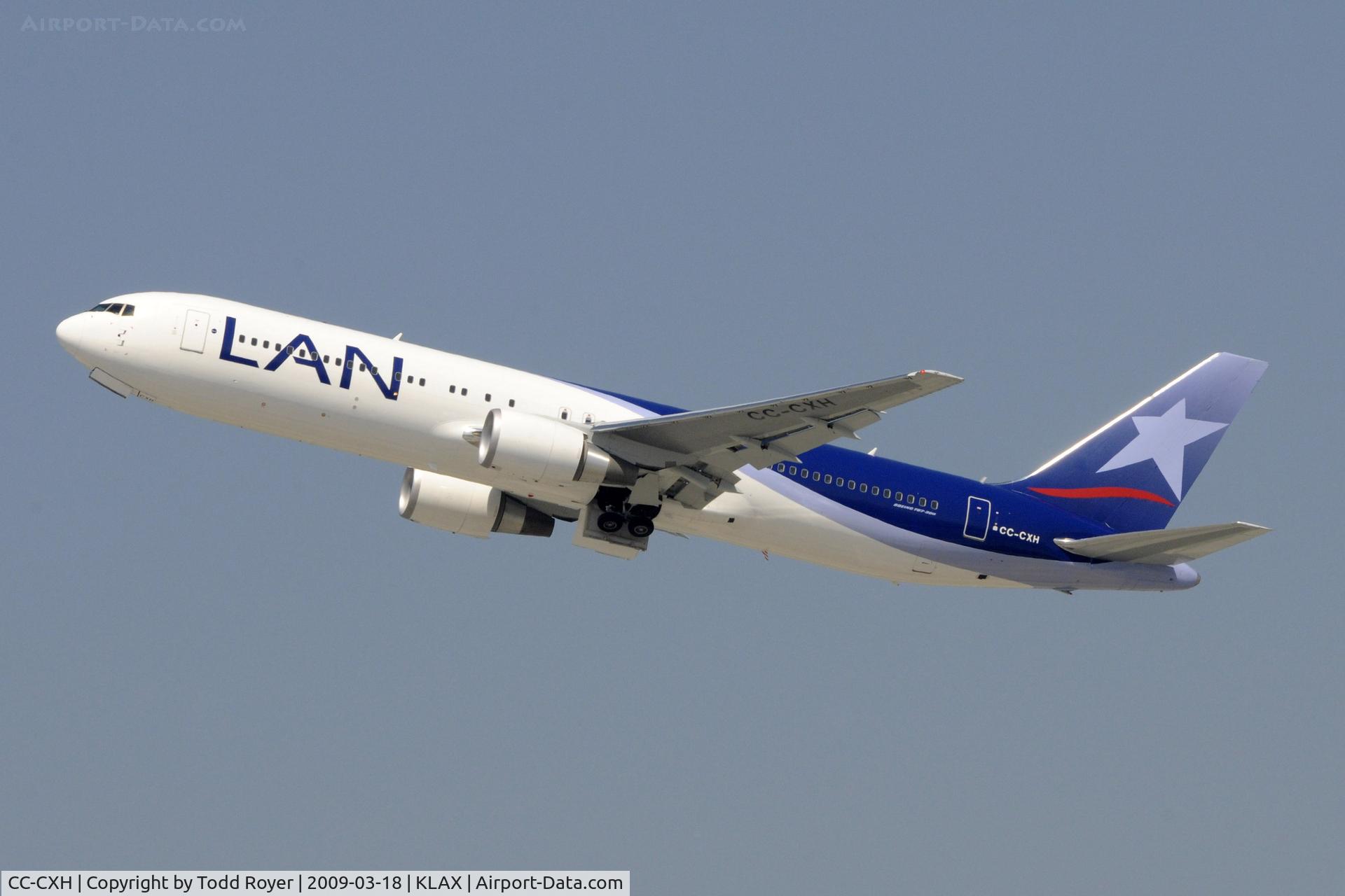 CC-CXH, 2008 Boeing 767-316/ER C/N 35698, Departing LAX on 25R