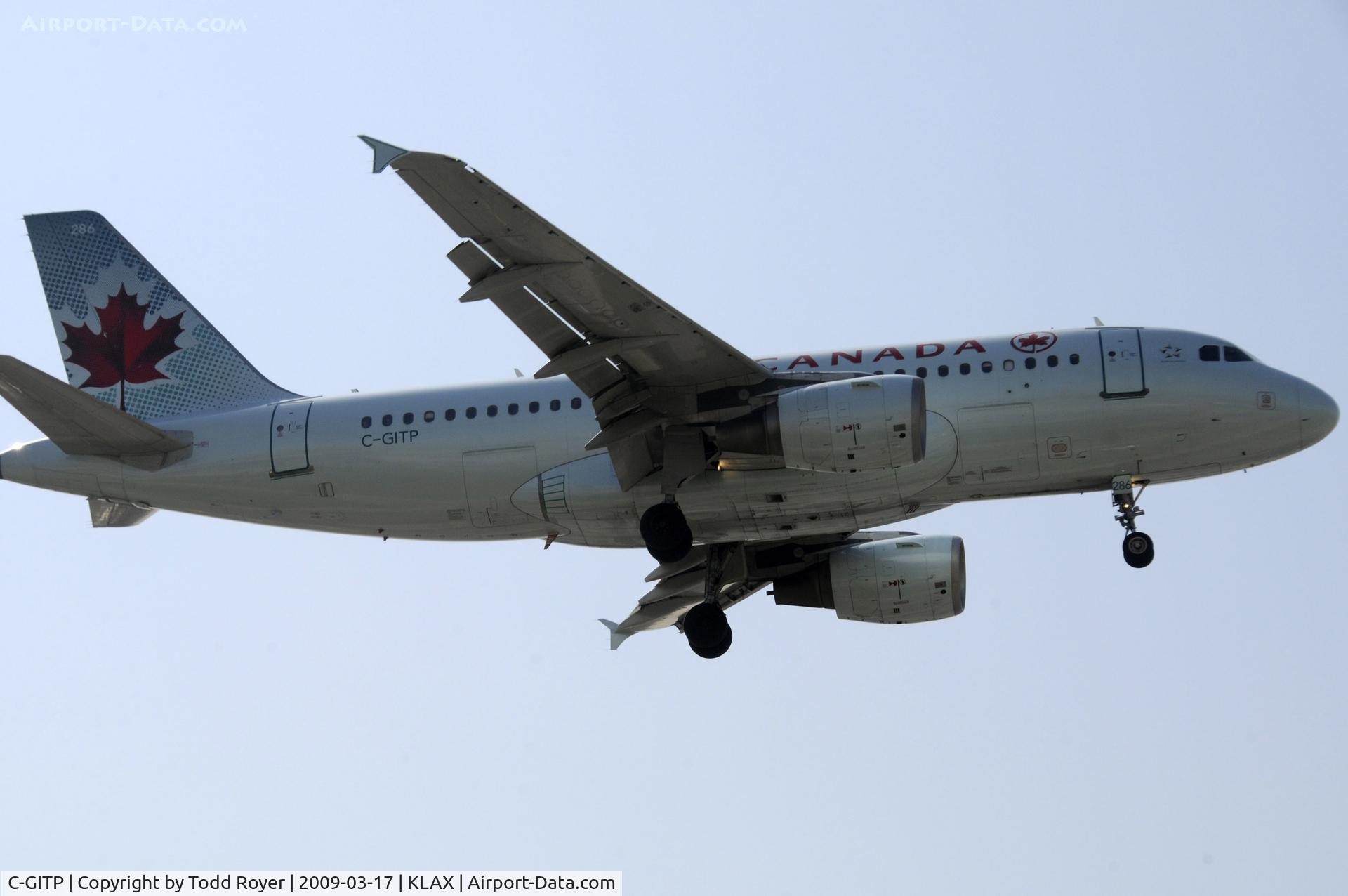 C-GITP, 2001 Airbus A319-112 C/N 1562, Landing 24R at LAX