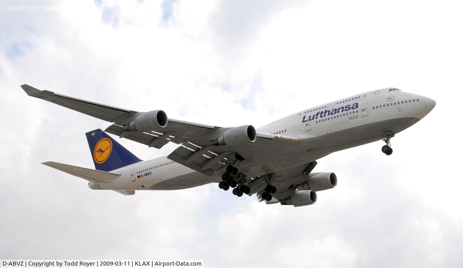 D-ABVZ, 2001 Boeing 747-430 C/N 29870, Landing 24R at LAX