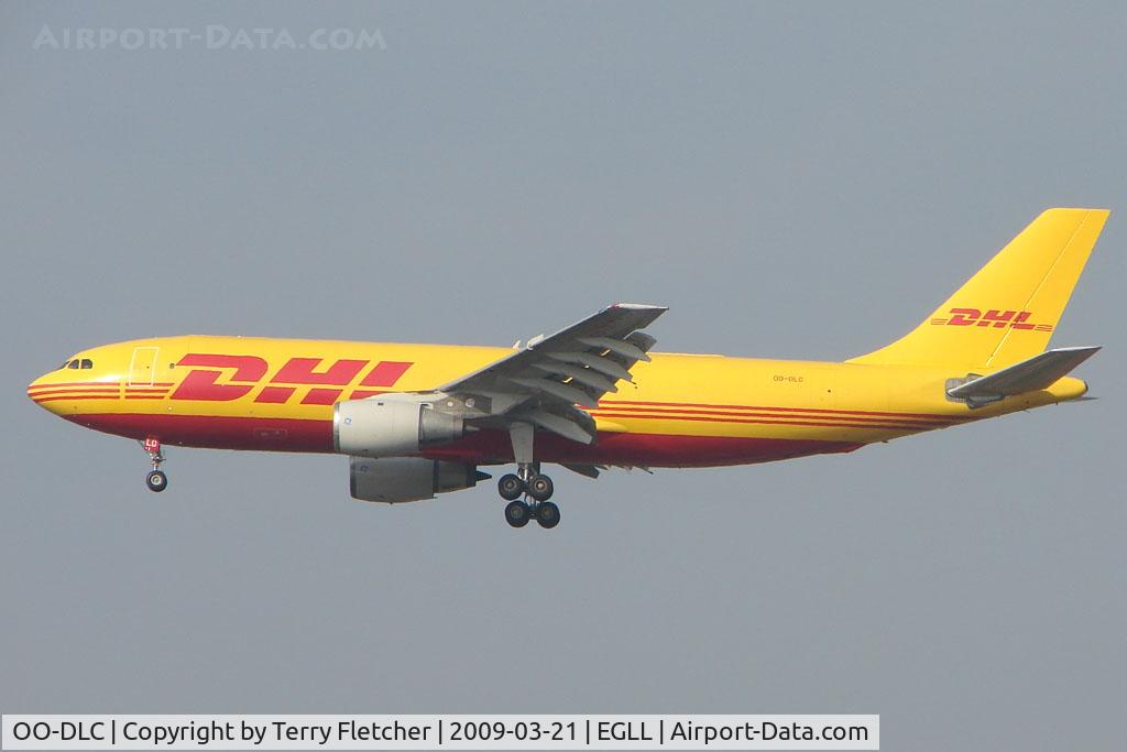 OO-DLC, 1981 Airbus A300B4-203F C/N 152, DHL A300 at Heathrow