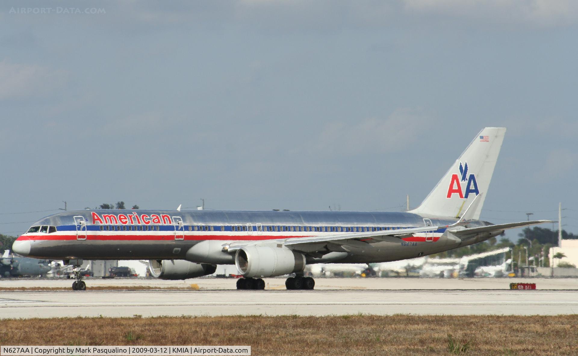 N627AA, 1990 Boeing 757-223 C/N 24585, Boeing 757-200