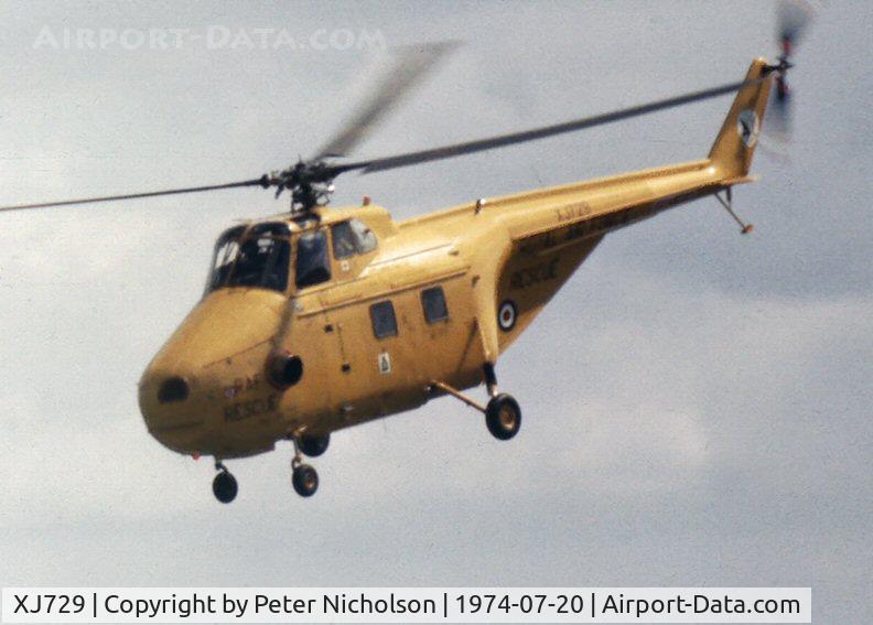 XJ729, 1955 Westland Whirlwind HAR.10 C/N WA100, 202 Squadron's flying display at the 1974 Leconfield Airshow.