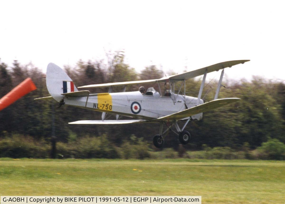 G-AOBH, 1941 De Havilland DH-82A Tiger Moth II C/N 83818, GETTING AIRBOURNE FROM RWY 26