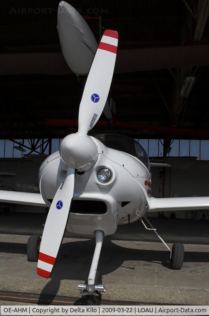 OE-AHM, HOAC DV-20 Katana C/N 20080, Hangar Stockerau