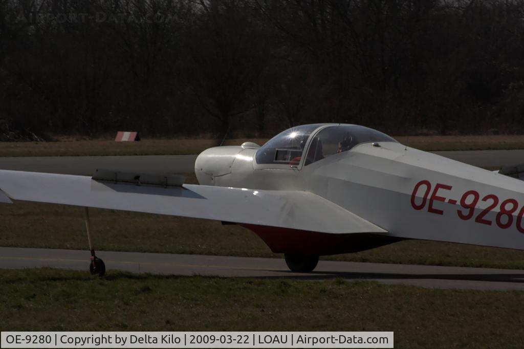 OE-9280, Scheibe SF-25C Falke C/N 44401, Stockerau LOAU-Segler