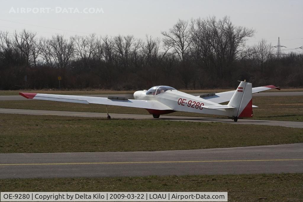 OE-9280, Scheibe SF-25C Falke C/N 44401, Stockerau LOAU-Segler