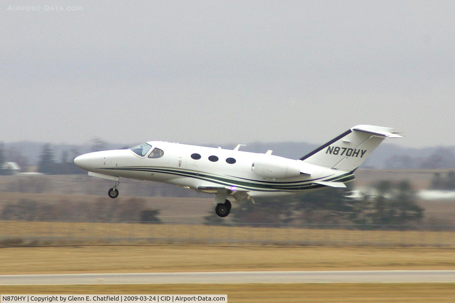 N870HY, Cessna 510 Citation Mustang C/N 510-0166, Departing Runway 13, light rain