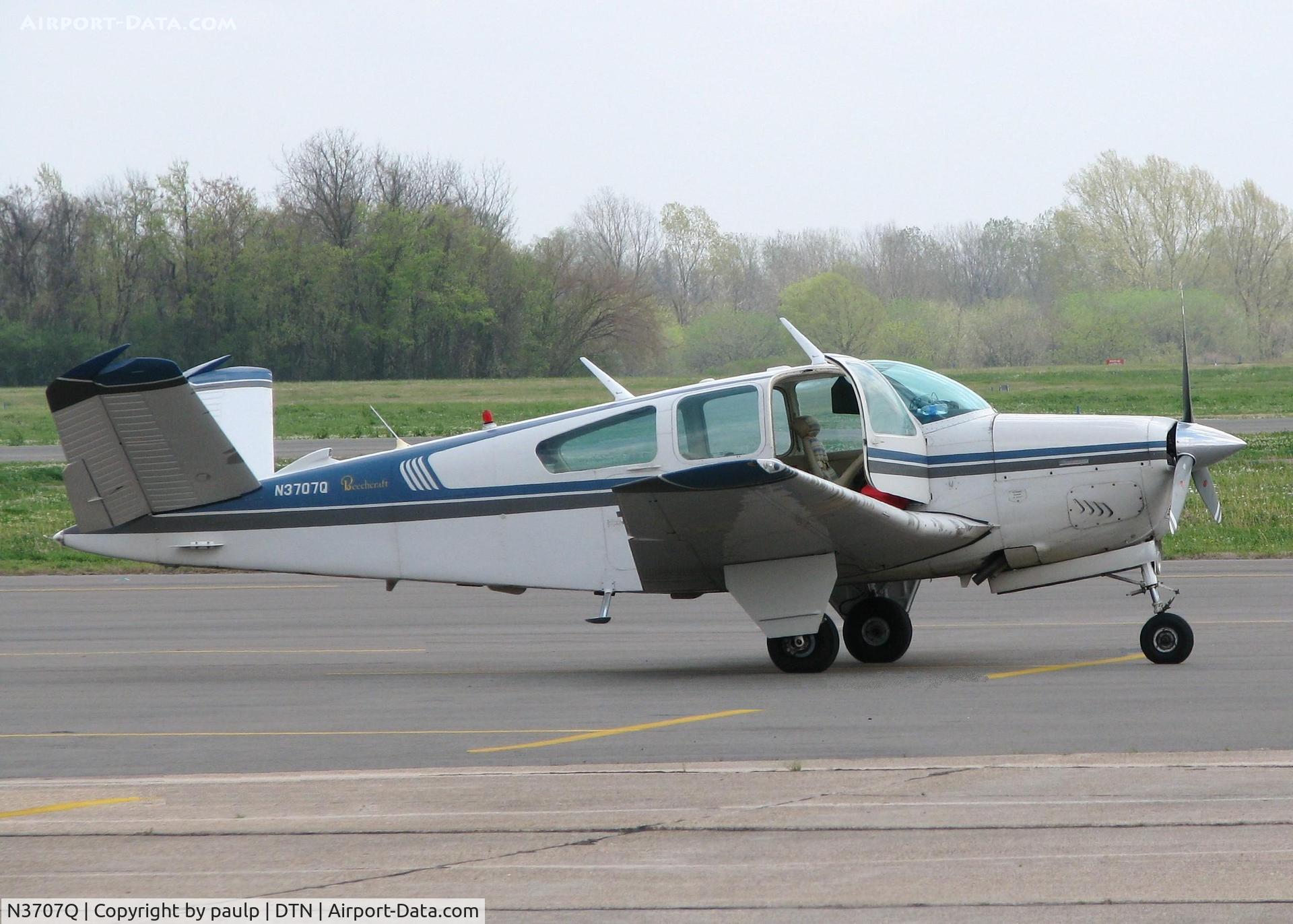 N3707Q, 1966 Beech V35 Bonanza C/N D-8368, Parked at the Shreveport Downtown airport.