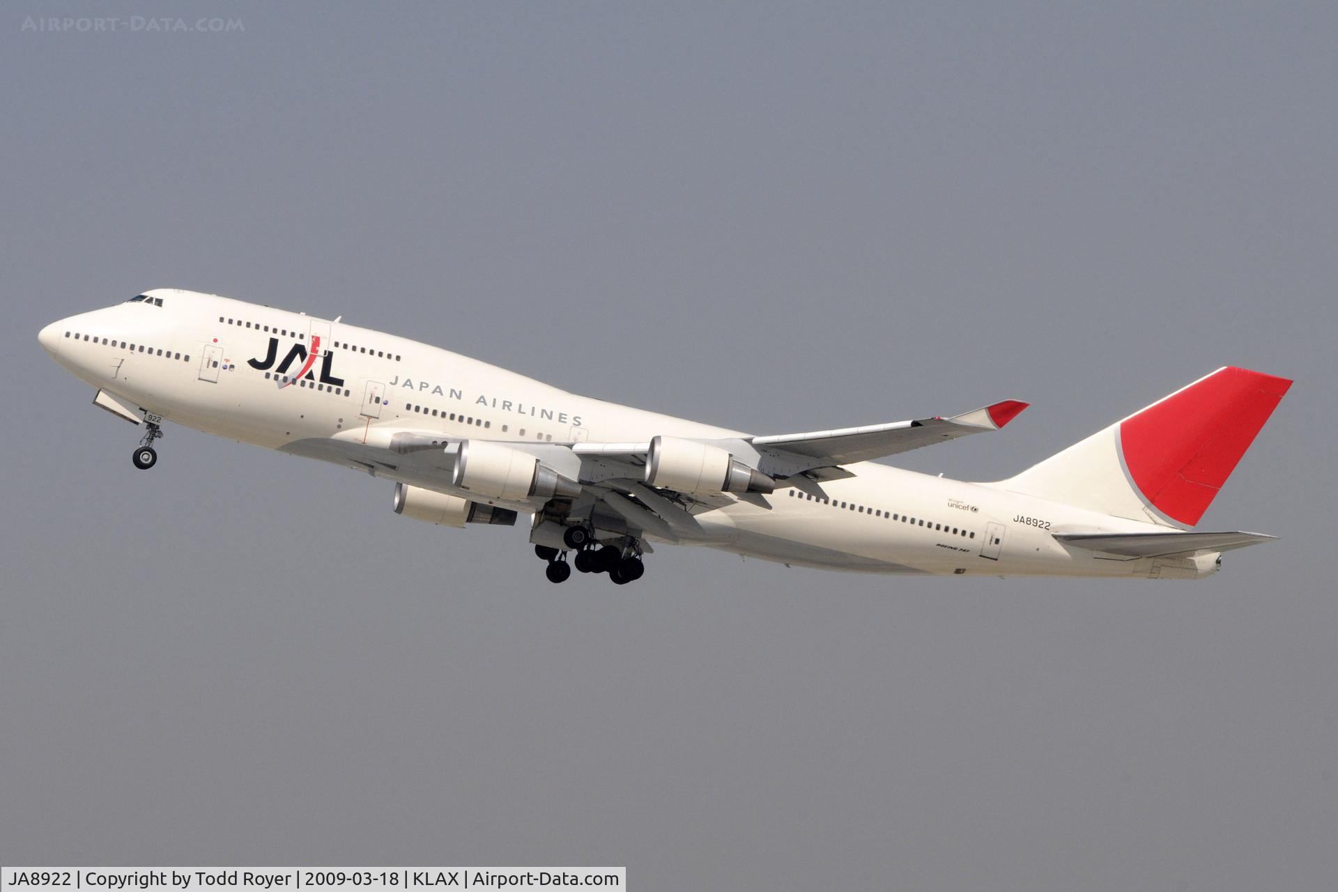 JA8922, 2001 Boeing 747-446 C/N 27646, Departing LAX on 25R