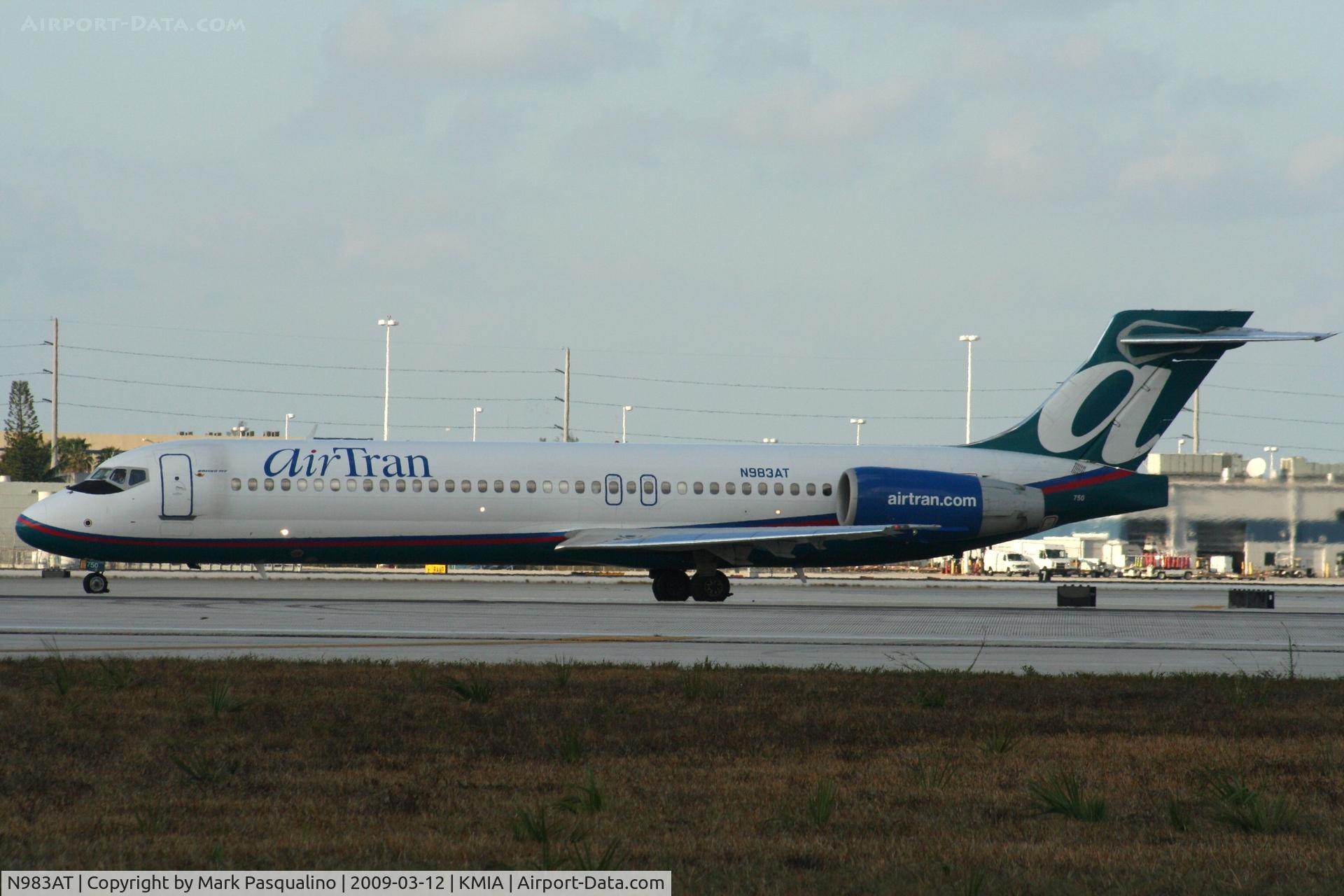 N983AT, 2005 Boeing 717-200 C/N 55052, Boeing 717-200