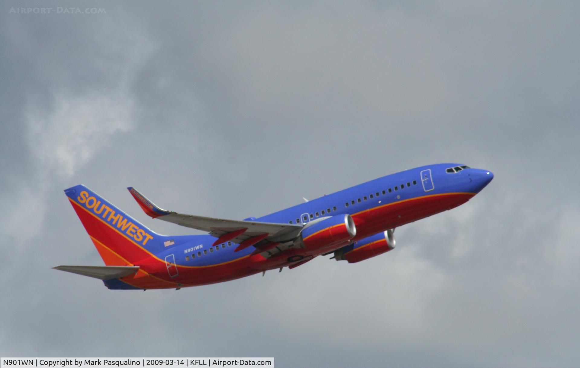 N901WN, 2007 Boeing 737-7H4 C/N 32545, Boeing 737-700