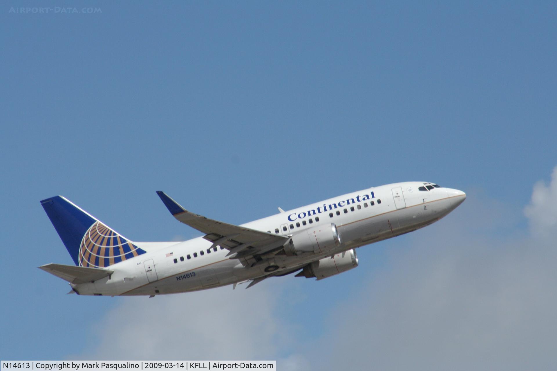 N14613, 1994 Boeing 737-524 C/N 27326, Boeing 737-500