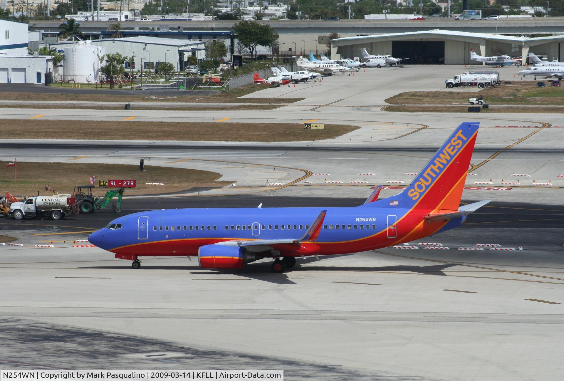 N254WN, 2006 Boeing 737-7H4 C/N 32512, Boeing 737-700