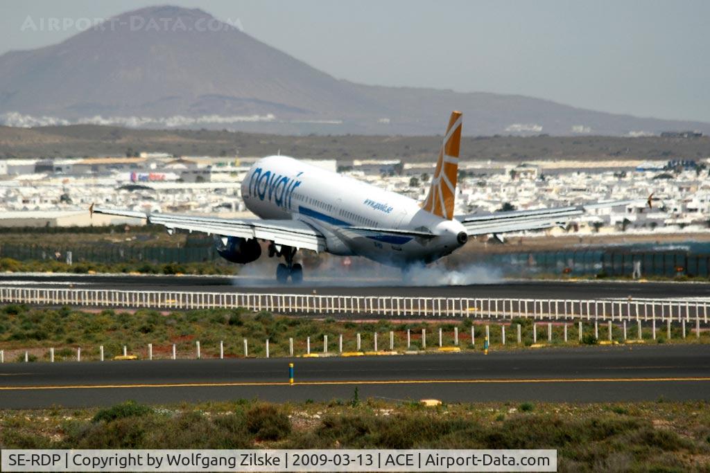 SE-RDP, 2005 Airbus A321-231 C/N 2410, with smoke