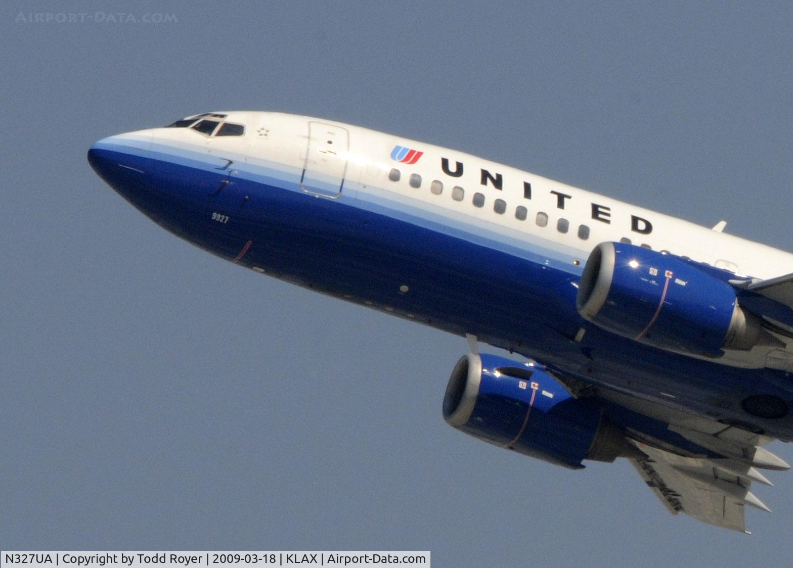 N327UA, 1988 Boeing 737-322 C/N 24147, Departing LAX on 25R