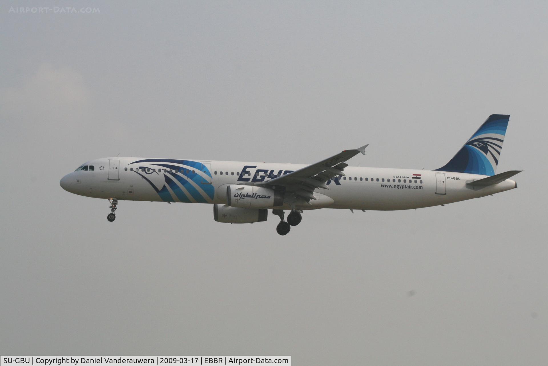 SU-GBU, 1997 Airbus A321-231 C/N 0687, flight MS725 is descending to rwy 02