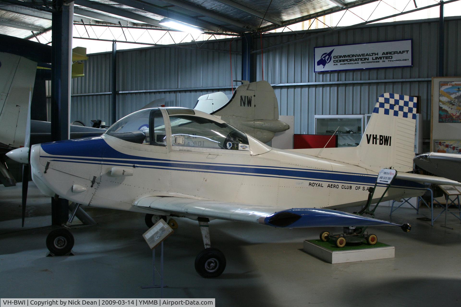 VH-BWI, Victa Airtourer 100 C/N 81, YMMB (Australian National Aviation Museum)