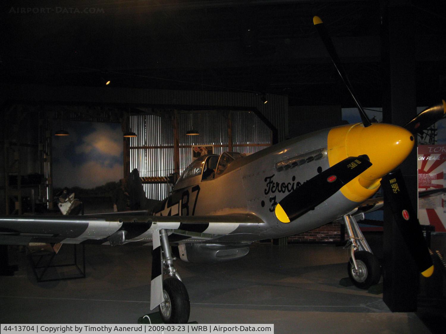 44-13704, 1944 North American P-51D-5-NA Mustang C/N 109-27337, Museum of Aviation, Robins AFB