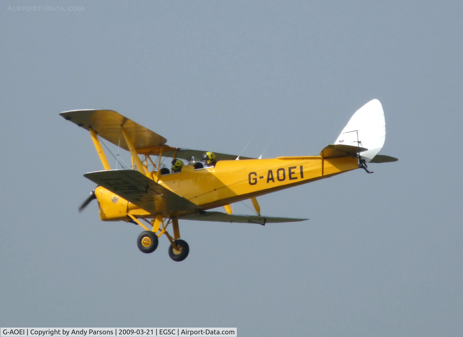 G-AOEI, 1939 De Havilland DH-82A Tiger Moth II C/N 82196/N6946, G-AOEI Landing at Cambridge