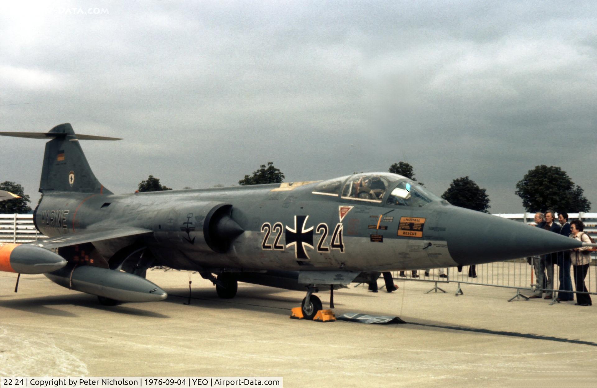 22 24, Lockheed F-104G Starfighter C/N 683-7099, Marineflieger MFG-1 Starfighter 22+24 in the static park at the 1976 Yeovilton Air Day