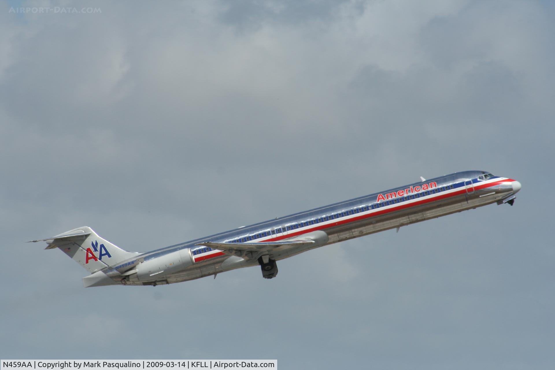 N459AA, 1988 McDonnell Douglas MD-82 (DC-9-82) C/N 49564, MD-82