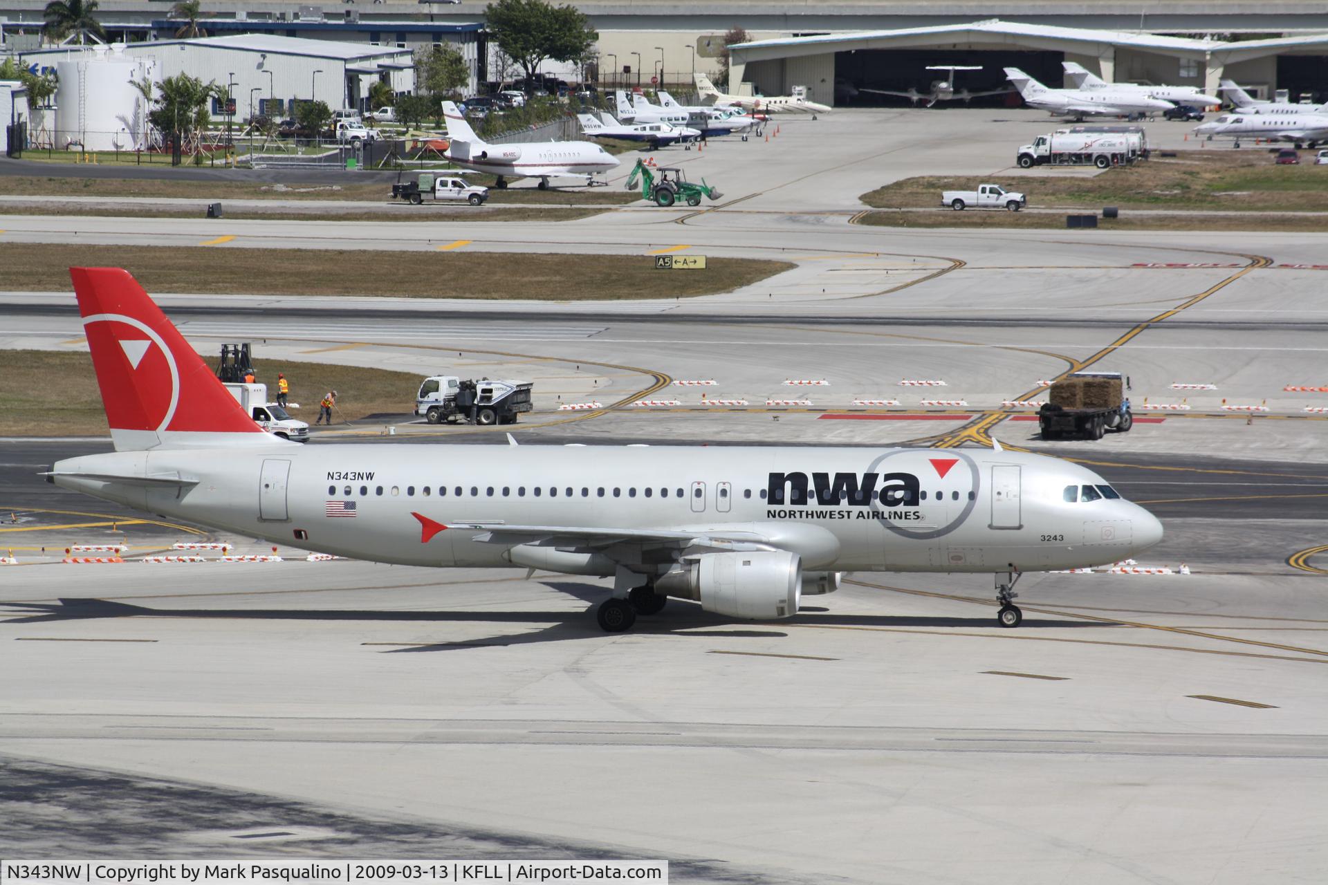 N343NW, 1993 Airbus A320-212 C/N 387, Airbus A320
