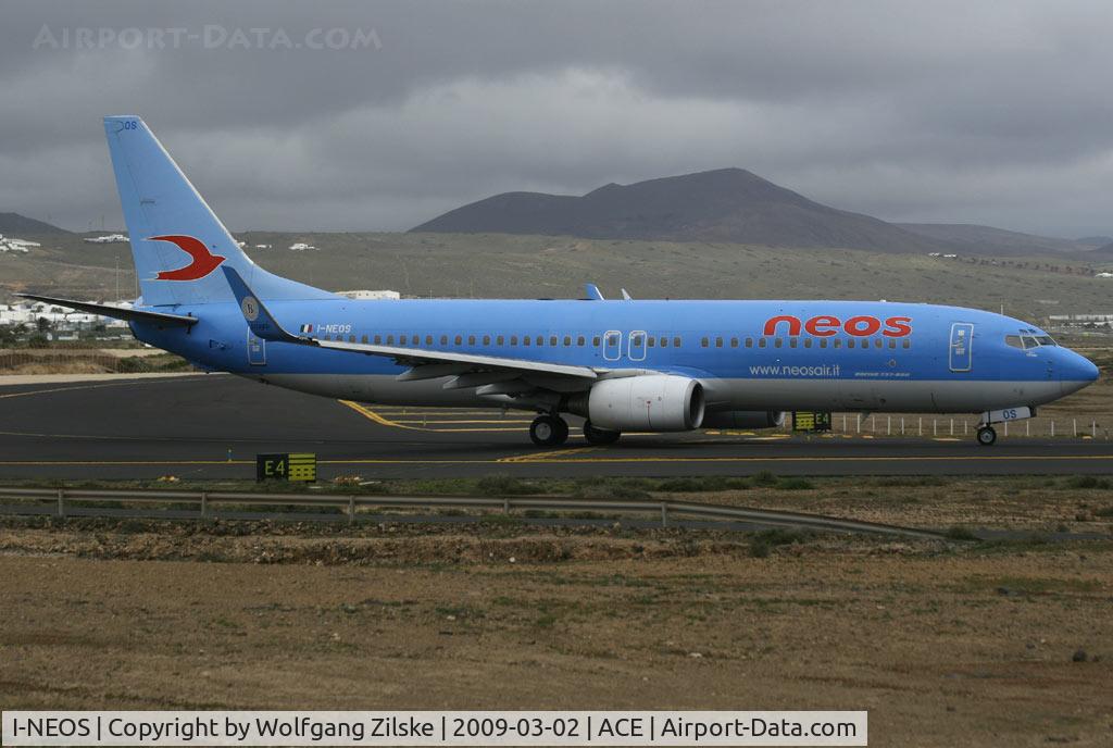 I-NEOS, 2002 Boeing 737-86N C/N 32733, visitor