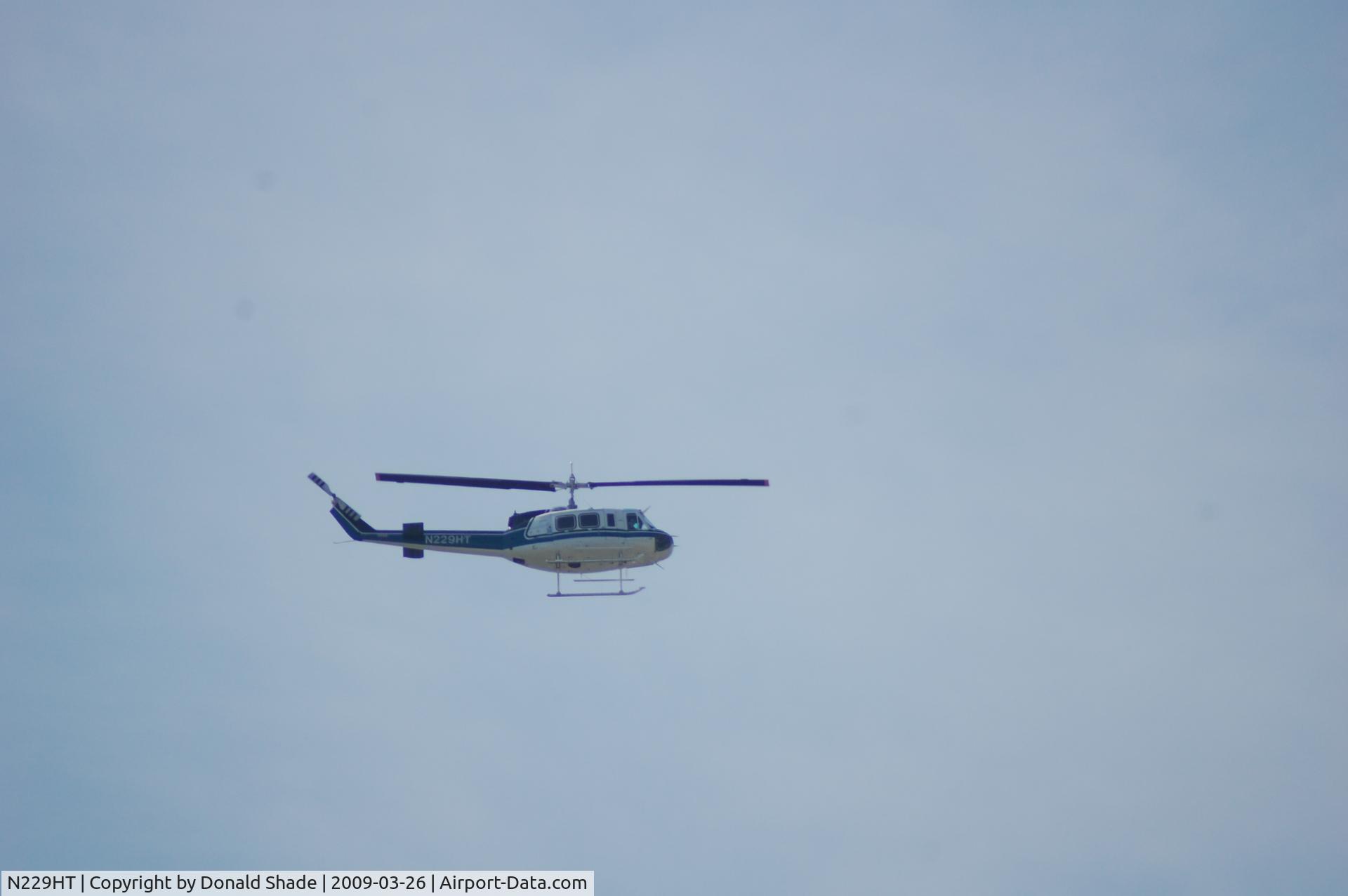 N229HT, 1980 Bell 205A-1 C/N 30330, In Flight Over Brackett