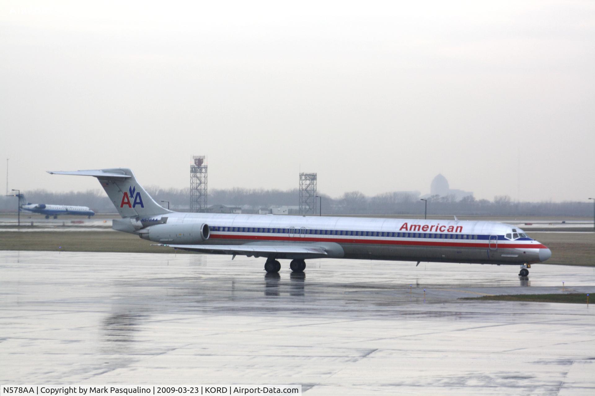 N578AA, 1991 McDonnell Douglas MD-82 (DC-9-82) C/N 53155, MD-82